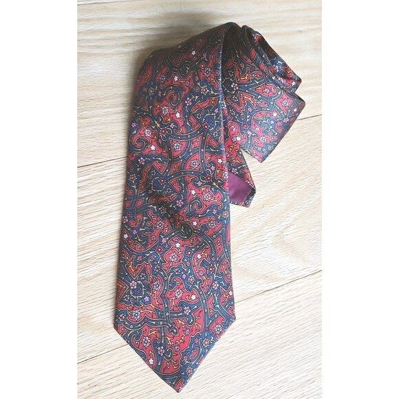 Metropolitan Museum of‎ Art Paisley Necktie 100% Silk Men's Tie - Picture 1 of 4